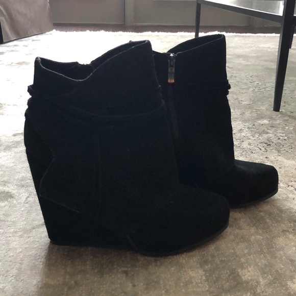 Wedge booties - Picture 2 of 2
